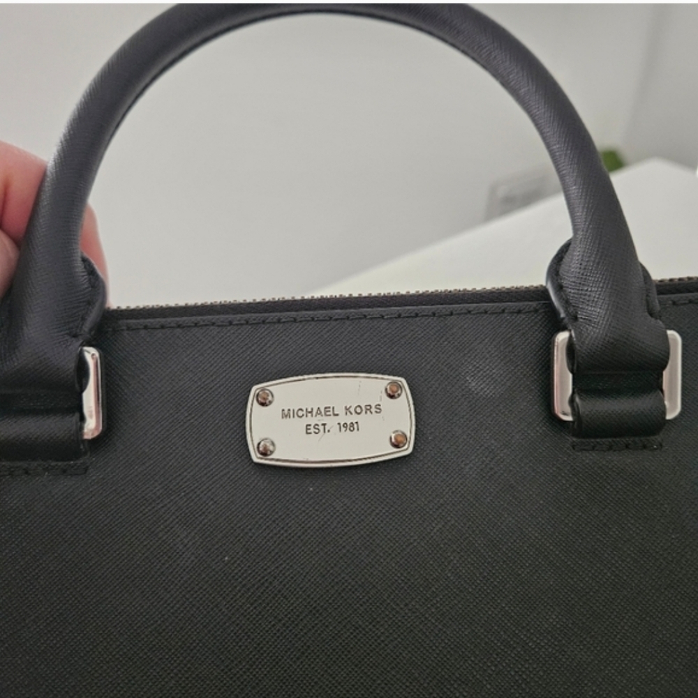 Michael Kors Savannah Black Saffiano Leather Satchel Crossbody Bag - Picture 4 of 8